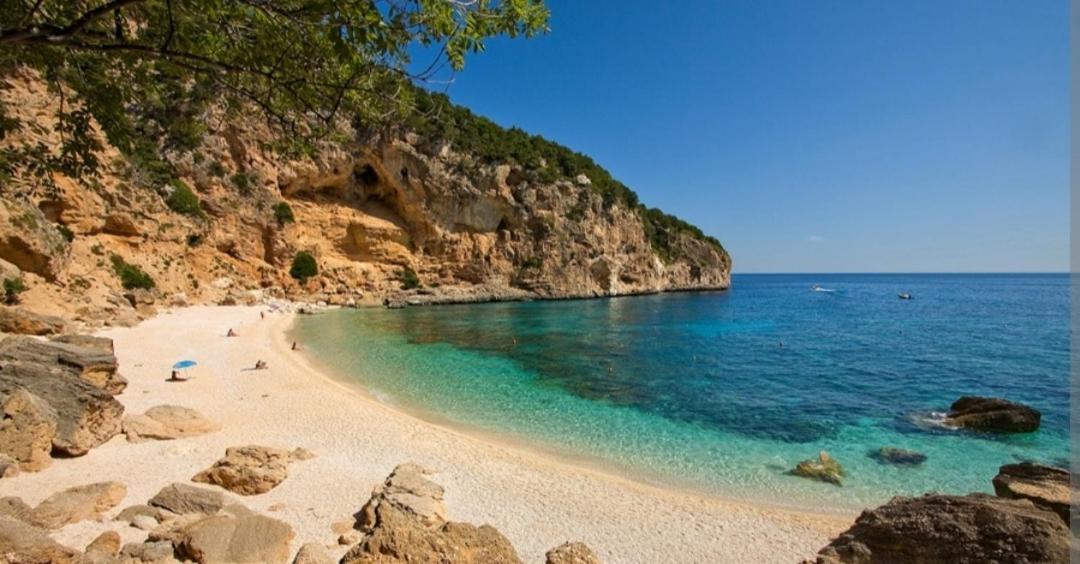 Appartamento A 50 Mt Dal Mare Cala Gonone Esterno foto