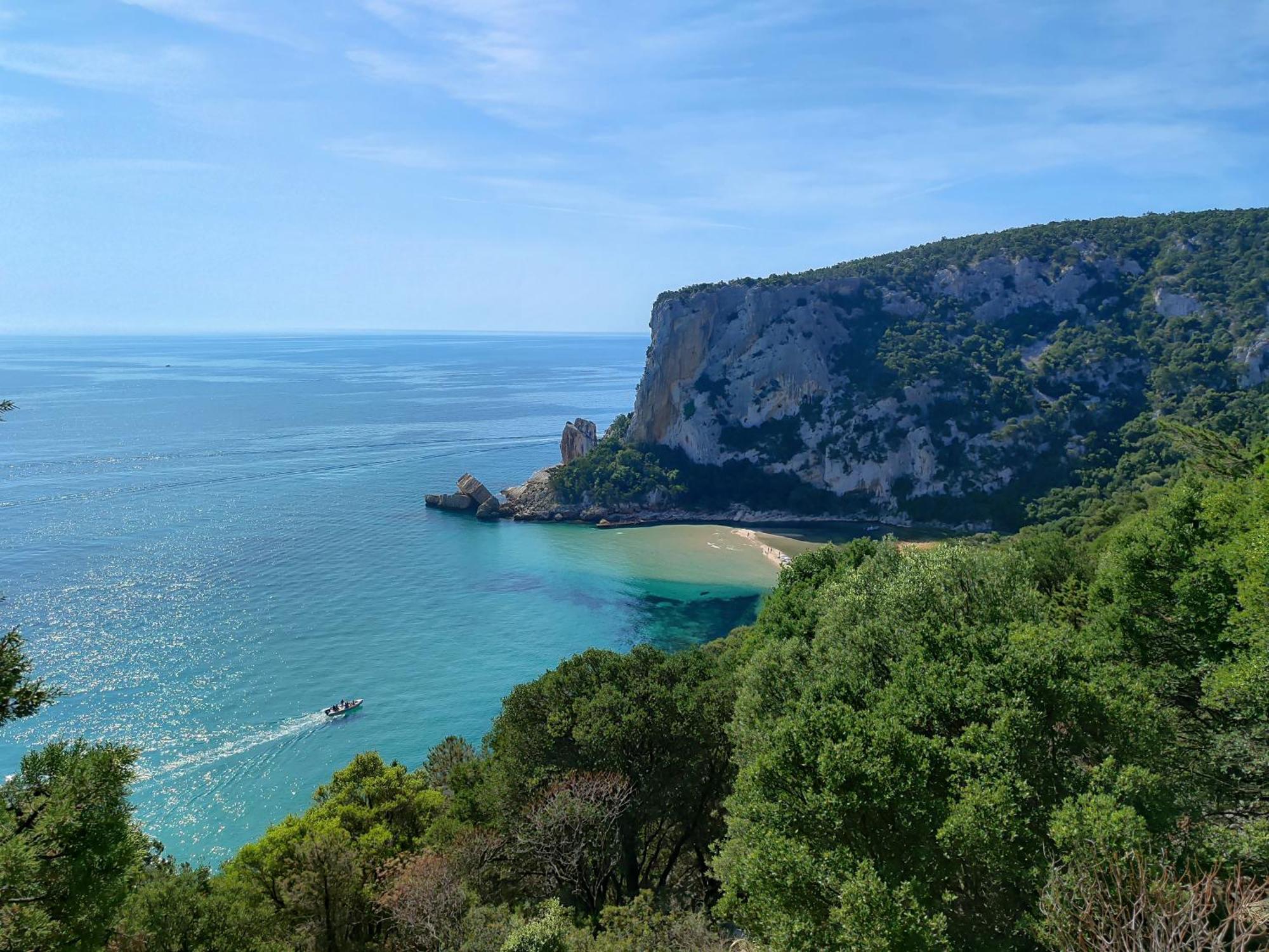 Appartamento A 50 Mt Dal Mare Cala Gonone Esterno foto